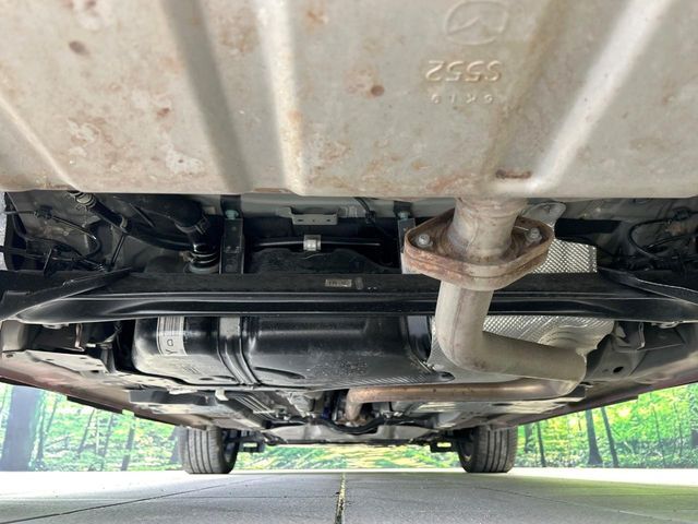 下回りがきれいなうちに、防錆加工の施工がオススメ。降雪地域はもちろん、沿岸部にお住いの方や、趣味でマリン・ウィンタースポーツをされる方にご好評いただいております。
