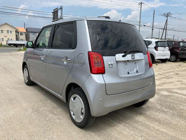 国交省の代わりに車検認定ができる「陸運局指定工場」の資格をもっており、熟練の整備士や国家資格を持った整備士が揃ってます！