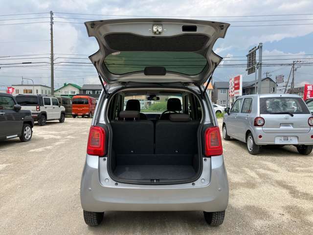 大切な愛車を見つけるお手伝いから始まり、ご購入後もできるだけ長く、安全にお乗りいただけるようにアフターサポートにも全力で取り組んでいます。