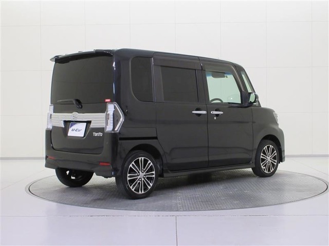 トヨタの高品質U-Car洗浄ブランド『まるごとクリーニング』実施済み！シートを取り外して徹底洗浄しています。