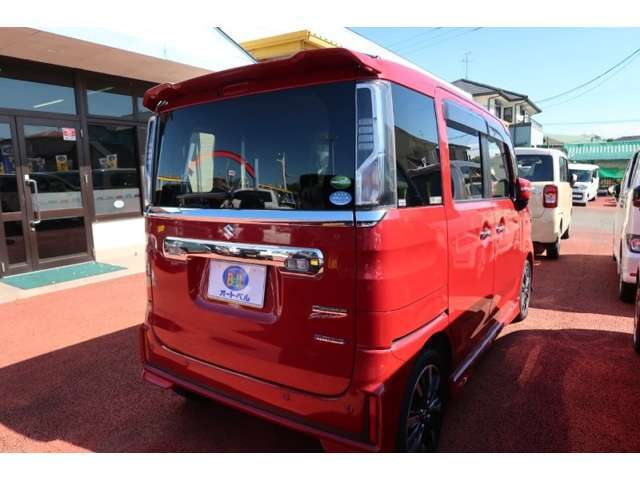 オートベル東バイパス店・オートベル浜線バイパス嘉島店・オートベルサンロードシティ人吉店の熊本県下3店舗に総在庫常時800台以上を展示しております。