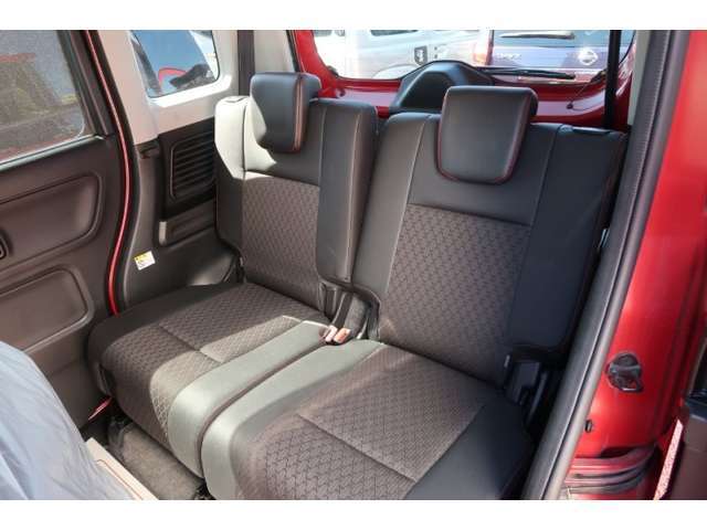 在庫車は店舗を移動している場合がございますので、御来店前に在庫の確認をして頂きます事をお勧めいたしております。