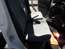 シンプルな運転席ですので、どなたでもすぐ慣れて頂けます！