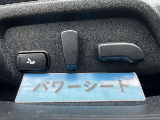 1年間走行無制限保証付き♪運輸局認定自社認証工場にて法定整備をおこないご納車致します♪無料フリーダイアル0078-6002-562043（携帯・PHS可）♪どんな些細な事でも結構ですのでお気軽にお電話下さい♪