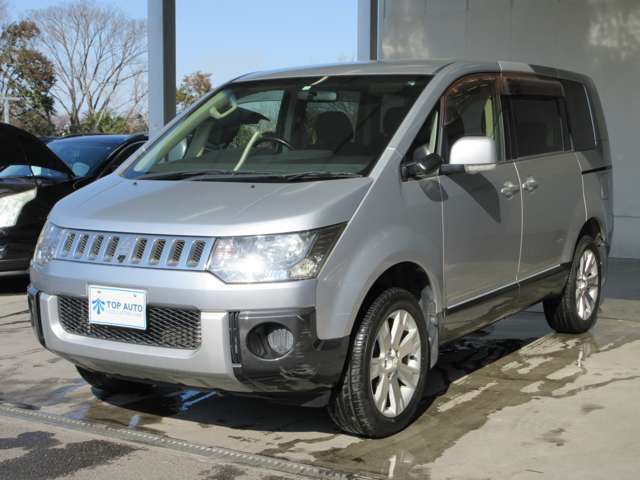 埼玉県さいたま市岩槻区にミニバン中古やアメ車旧車・アメ車SUV・アメ車バンなど展示台数在庫250台以上の大型展示場です。ミニバンおすすめ・ミニバン5ナンバーやミニバン燃費など専門店ですのでお任せ下さい