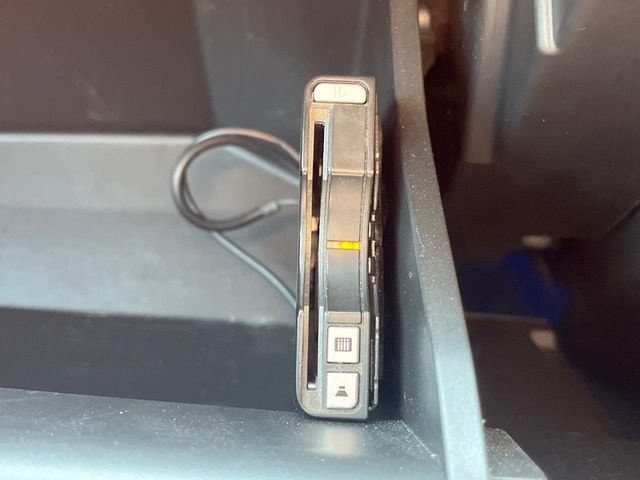 【ETC】高速道路の料金所をストレスなく通過！話題のスポットやサービスエリアに多い「スマートIC」利用時は必須のアイテムです。当店でセットアップを実施、ご納車当日からすぐにご利用いただけます！