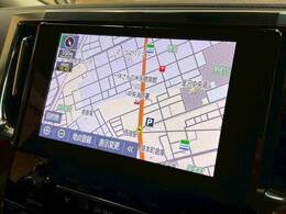 【純正メーカーナビ】装備でフルセグTV視聴やBluetooth等充実装備。