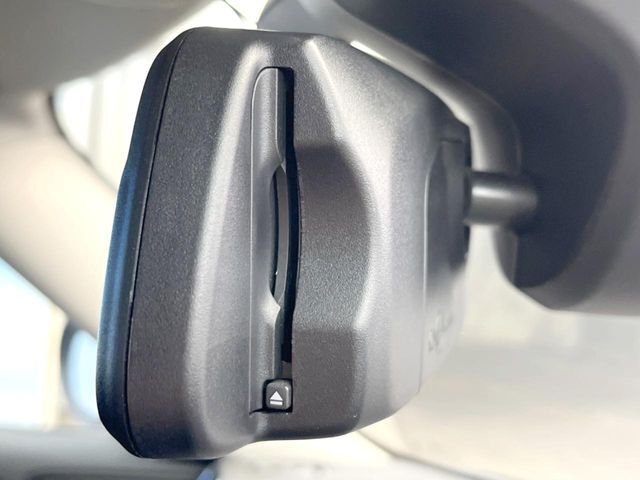 ●ETC車載器内蔵ルームミラー：お引き渡し時には再セットアップを実施後、お渡しいたします。マイレージ登録に関してもお気軽に担当営業までお尋ねください。