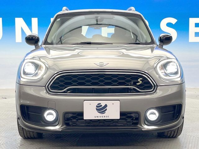 ●ご覧の通り綺麗な状態を維持しているお車ですが、小さなキズの状況や他の箇所のお写真もお送りできます。ご遠方の方でも安心してご検討いただける様、お客様のご希望に応じて出来る限りご対応させていただきます。