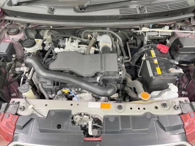 親切・丁寧な専門メカニックスタッフが応対！・車検・点検整備・事故等の修理などアフターサービスも安心。お車のカスタマイズもネクステージのサービススタッフまでご相談ください！