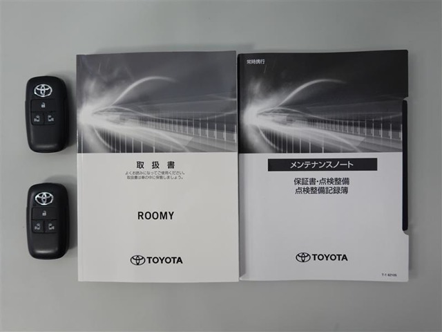 取扱説明書も揃っておりスペアキーもあります。