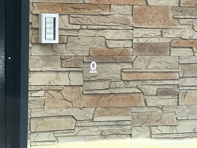 【ヘッドアップディスプレイ】視線移動が最低限で済み前方を注視しながらの情報確認が可能！！