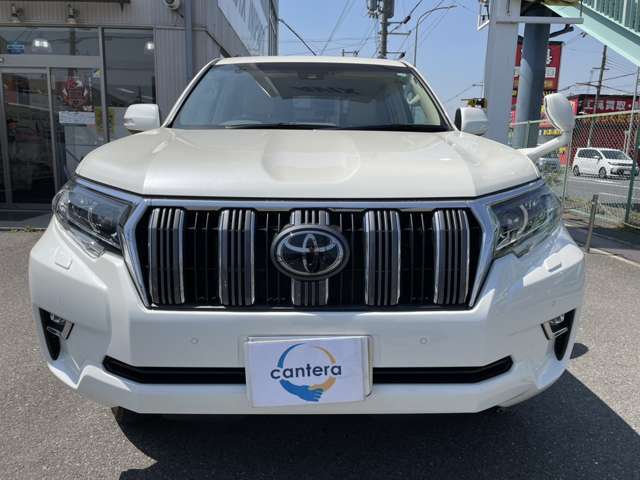 ユーポスでは、査定のプロが、メーカー・車種・年式 を問わずきっちり判断し、買い取りしたお車を販売しております。