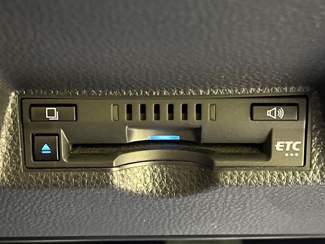 【ETC】高速道路の料金所をストレスなく通過！話題のスポットやサービスエリアに多い「スマートIC」利用時は必須のアイテムです。当店でセットアップを実施、ご納車当日からすぐにご利用いただけます！