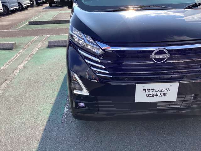 LEDヘッドライトは省電力ですが、純白光で驚くほど明るく夜道を照らしてくれます。