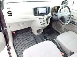 高品質カークリーニング ピカピCar 外装・内装、岐阜トヨペットの専門スタッフがシートもカーペットも綺麗に洗浄済み！プロの仕上げを是非ご確認下さいませ。