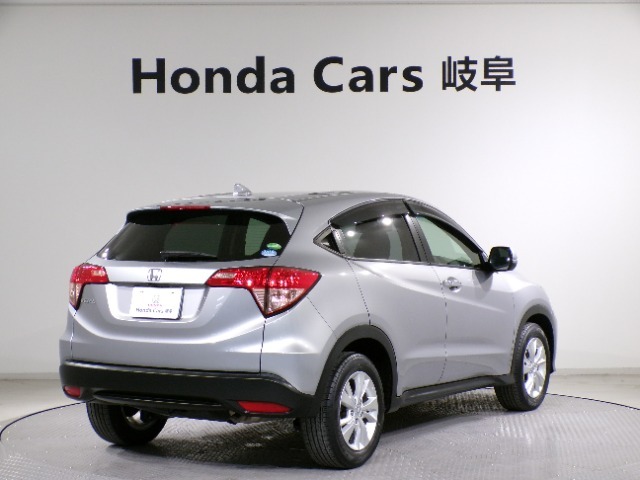【点検整備】ご納車時には納車点検実施いたします。指定交換部品（エンジンオイル、オイルエレメント、ワイパーゴム）新品交換致します。その他必要交換部品は点検時交換致します。