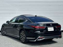 後方デザインもより美しく設計されております！