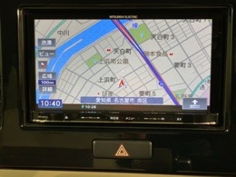 社外ナビ搭載です。知らない道も安心ですね！