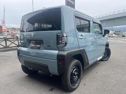 自社認証工場を完備しておりますので、納車前の車検・整備や、アフターメンテナスもばっちりですので、安心して当社にお任せ下さい。また、当社にて車輌ご成約のお客様はオイル交換永久無料のサービス付きです！