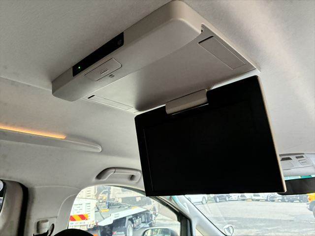 ☆フリップダウンモニター