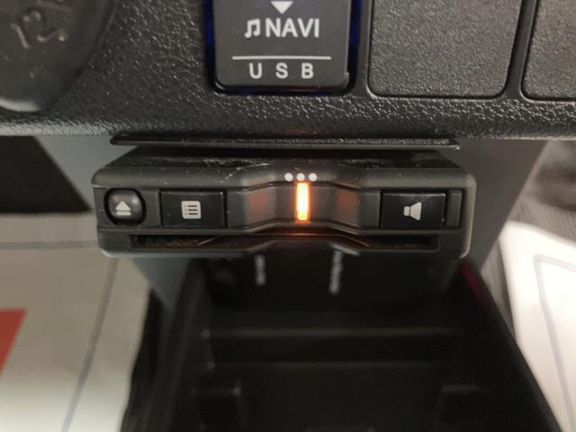高速道路で便利なETC車載器装備！