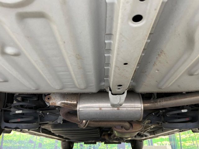 下回りがきれいなうちに、防錆加工の施工がオススメ。降雪地域はもちろん、沿岸部にお住いの方や、趣味でマリン・ウィンタースポーツをされる方にご好評いただいております。