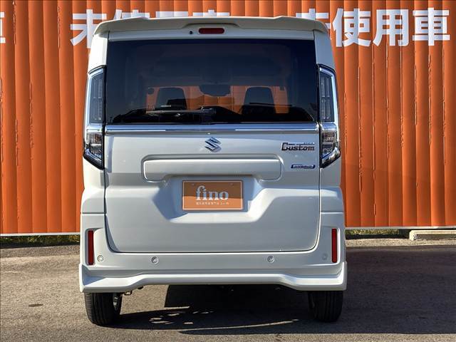 アフターケアも充実しております。次回車検整備付きのオリジナルパックや新車保証延長サービスなども行っておりますので、納車後も安心してお乗りいただけます。