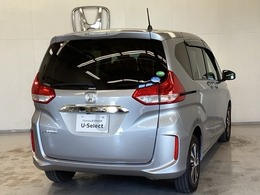 【Honda認定中古車 U-Select】　は3つの安心をお約束します。　1　Hondaのプロが整備した安心。 2　第三者機関がチェックした安心。　3　購入後もHondaが保証する安心。