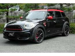 内外装美☆一見の価有！！☆タイヤもミシュランに交換済みです。