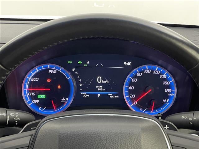 【スピードメーター】メーターがシンプルで見やすく運転しやすいですね！
