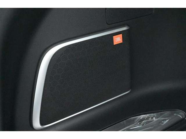 ◆JBL エンクロージャー サブウーハー 装備