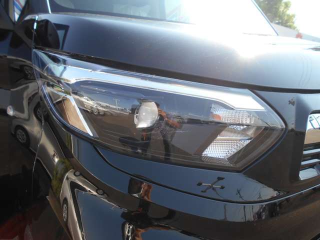 LEDヘッドライト