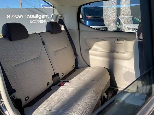 後部座席の方も快適です。