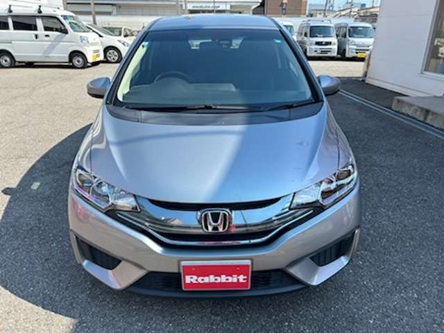 この度は、当店のお車をご覧いただきありがとうございます。商談中の可能性もございますので事前にお問い合わせお願いいたします。
