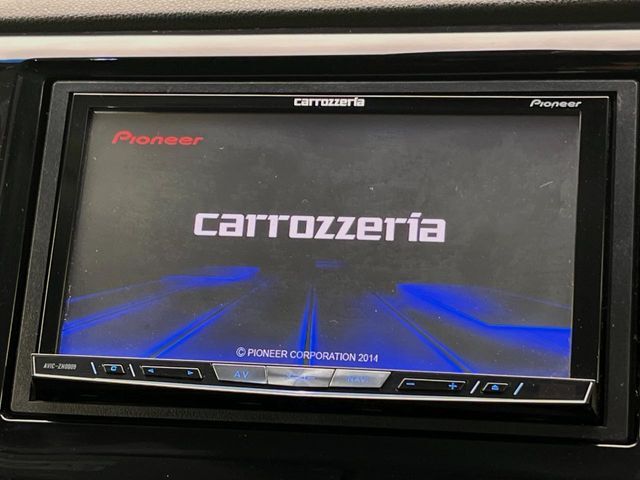 【ナビゲーション】目的地までしっかり案内してくれる使いやすいナビ。Bluetooth接続すればお持ちのスマホやMP3プレイヤーの音楽を再生可能！毎日の運転がさらに楽しくなります！！