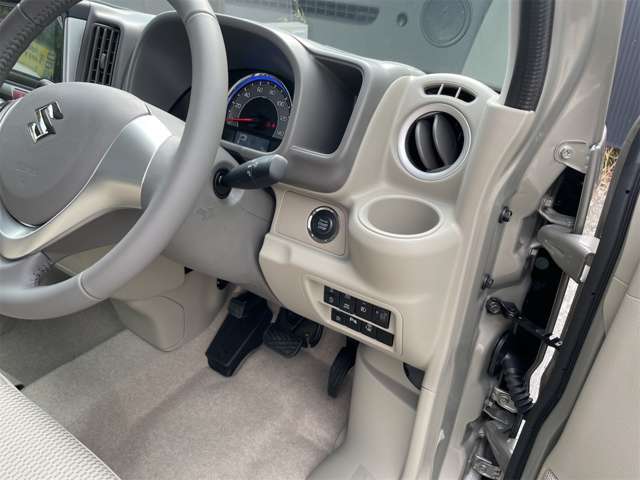 創業45年(株)ミユキのHP→http://miyuki-car.com 　　自社認証工場併設・4名の整備士常駐。高価買取・下取、女性スタッフ在籍、自動車保険、各整備もお任せ！弊社はアフターメンテナンスを大切にしています。す！