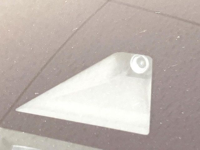 【エマージェンシーブレーキ】走行中に前方の車両等を認識し、衝突しそうな時は警報とブレーキで衝突回避と被害軽減をアシスト。より安全にドライブをお楽しみいただけます。