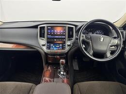 【インパネ全体】全方位で視界が広く、高い目線で運転もしやすいです！