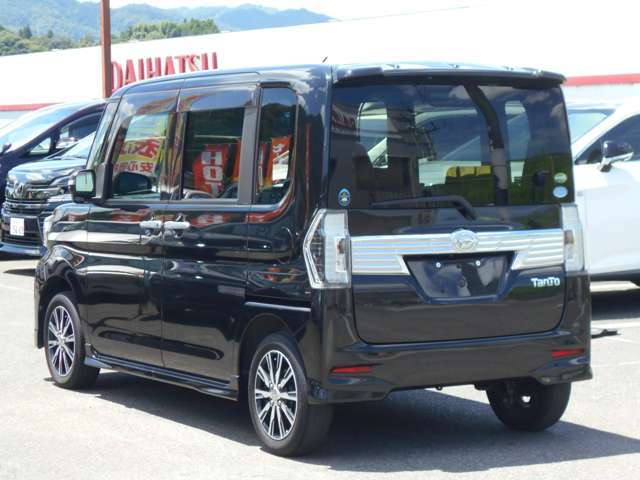 お問い合わせの車輌はダイハツホットステーション戸次店に展示しています。ご問い合わせは：TEL097-597-6699：までお気軽にご連絡下さい♪