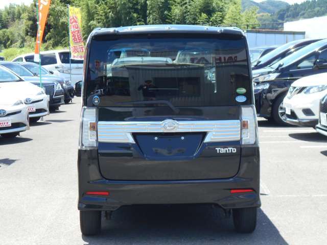 お問い合わせの車輌はダイハツホットステーション戸次店に展示しています。ご問い合わせは：TEL097-597-6699：までお気軽にご連絡下さい♪