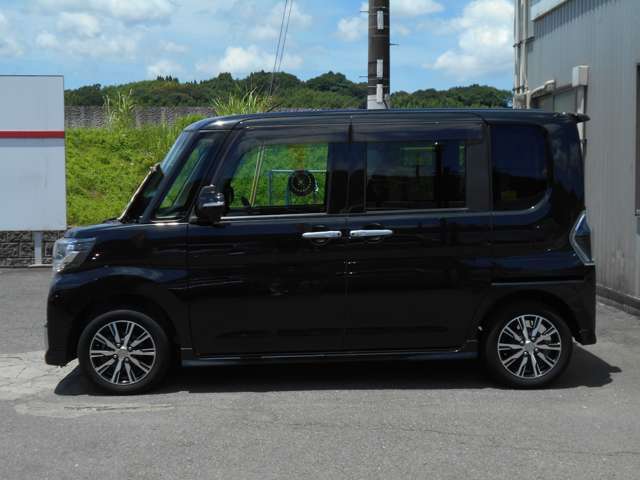 お問い合わせの車輌はダイハツホットステーション戸次店に展示しています。ご問い合わせは：TEL097-597-6699：までお気軽にご連絡下さい♪