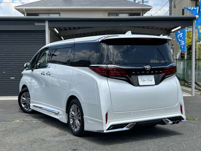 広々とした7人乗り車両です！