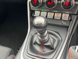 【フロア6速MT】走りの6速MT！！スポーティーな走行をお楽しみいただけます♪