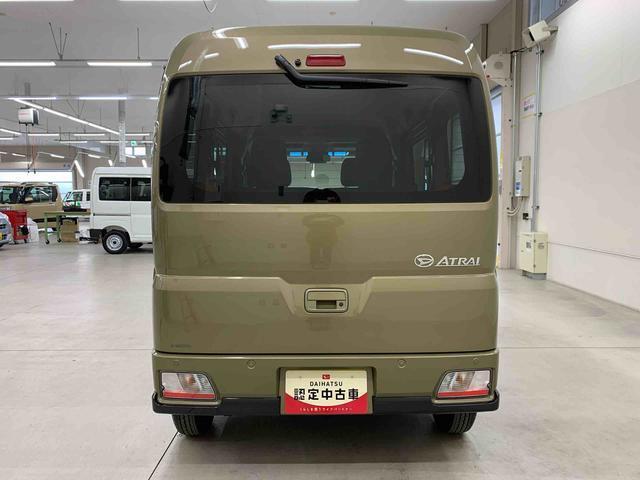 軽自動車、小型車を中心に常時300台展示車を御用意させて頂いております