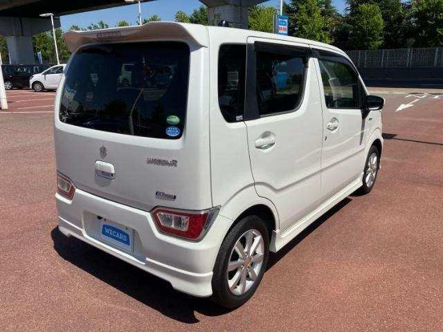 全国に店舗を展開しているのでどこでもお取り寄せが可能です！この車が気になるけど遠方だから・・・と諦める必要はありません！※別途陸送費が必要です。