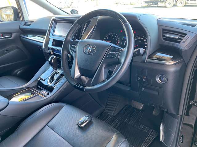 ◆今の時期は中古車、新車の動きが　大変慌ただしい時期ですので、売約になる可能性が大きいです。 それに安く展示していますので早いもの予約連絡（成約）が優先です◆まずは電話での連絡をお待ちしています