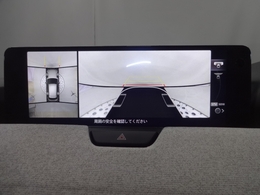 狭い場所での駐車やすれ違いなどでより的確な運転操作に役立つ360°ビューモニターが装備されています。
