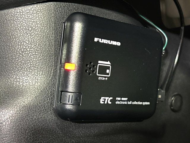 【ETC】高速道路の料金所をストレスなく通過！話題のスポットやサービスエリアに多い「スマートIC」利用時は必須のアイテムです。当店でセットアップを実施、ご納車当日からすぐにご利用いただけます！