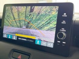【バックカメラ】駐車時に後方がリアルタイム映像で確認できます。大型商業施設や立体駐車場での駐車時や、夜間のバック時に大活躍！運転スキルに関わらず、今や必須となった装備のひとつです！